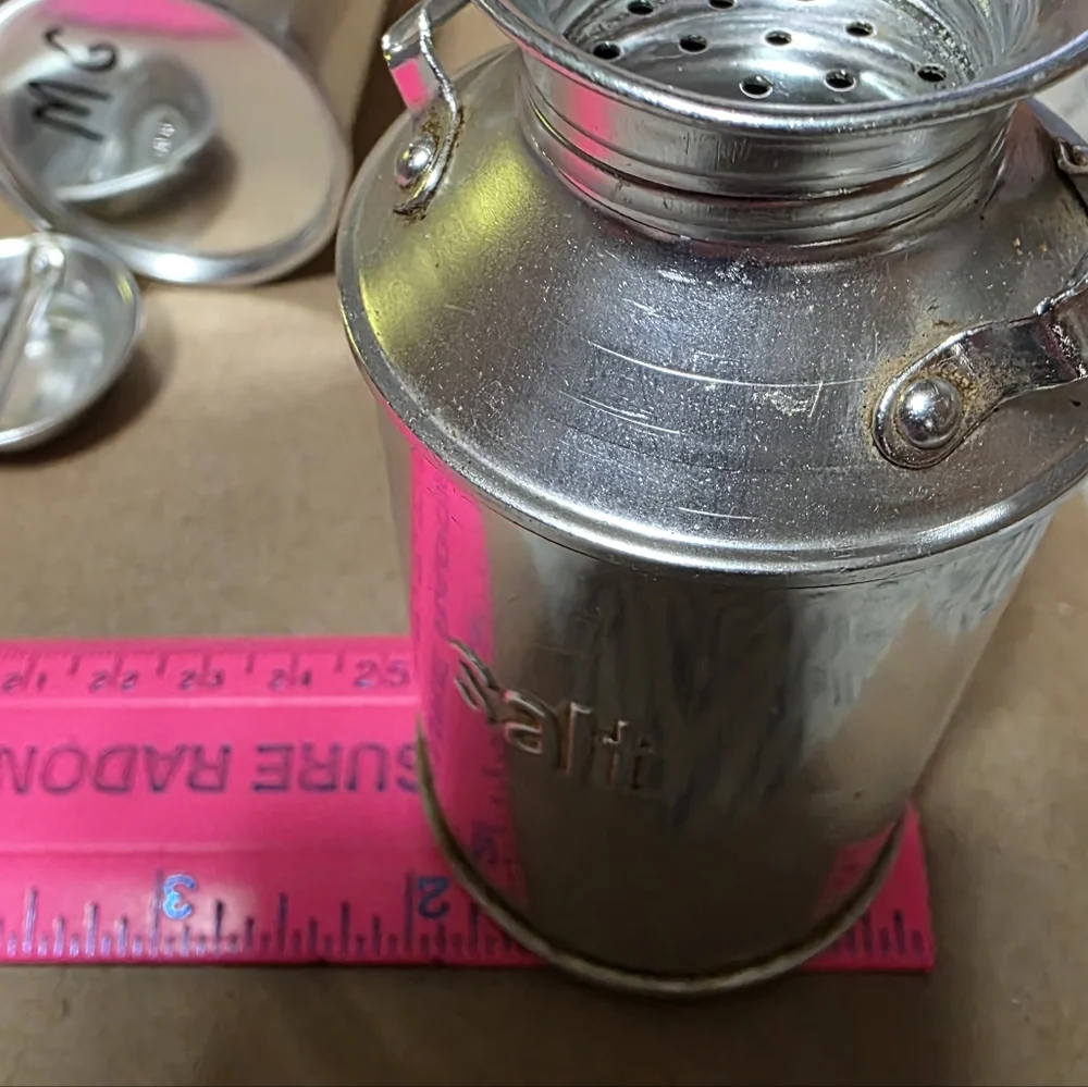 Vtg Milk Can Salt Pepper Shaker Set W Lids #142